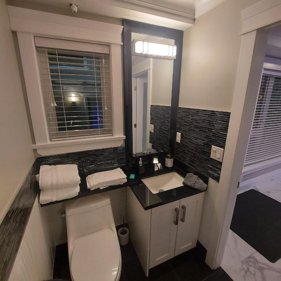 Beautiful Bright 3 Bed Townhouse Apartment Vancouver Ngoại thất bức ảnh