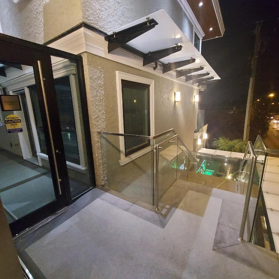 Beautiful Bright 3 Bed Townhouse Apartment Vancouver Ngoại thất bức ảnh